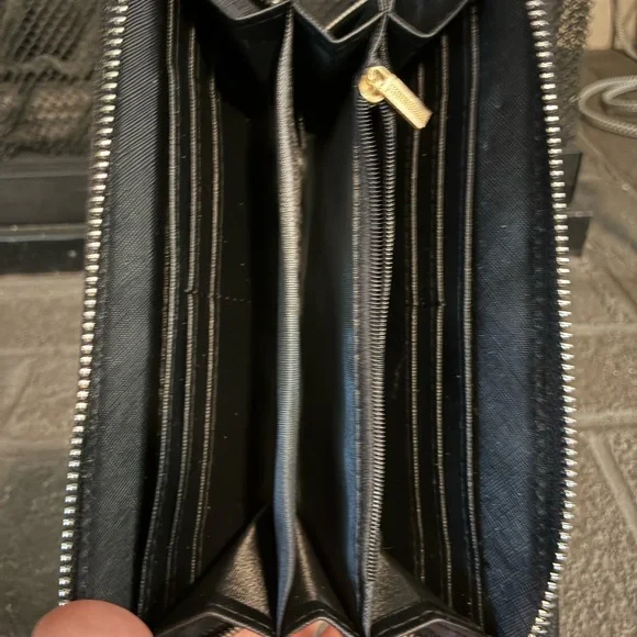 Prada Black Nylon Zip-Around Wallet with Triangle Logo - Picture 3 of 7